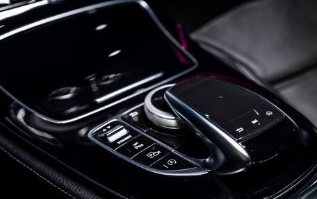 Mercedes-Benz E-Класс, 2016 год, 3 000 000 рублей, 23 фотография