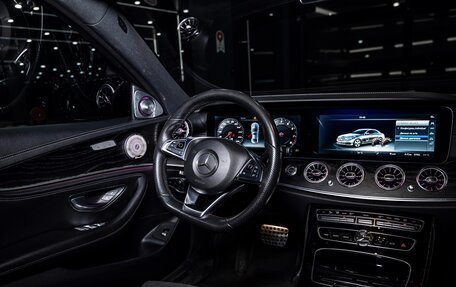 Mercedes-Benz E-Класс, 2016 год, 3 000 000 рублей, 36 фотография