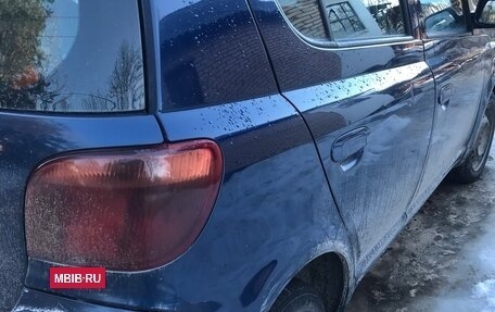 Toyota Yaris I рестайлинг, 2004 год, 260 000 рублей, 4 фотография