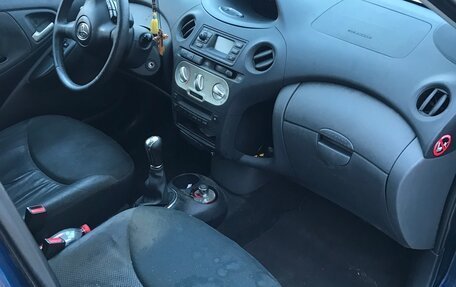 Toyota Yaris I рестайлинг, 2004 год, 260 000 рублей, 14 фотография