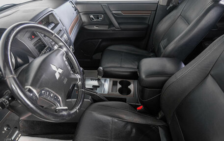 Mitsubishi Pajero IV, 2008 год, 1 929 000 рублей, 9 фотография