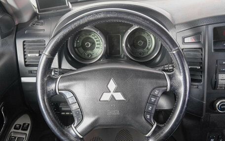 Mitsubishi Pajero IV, 2008 год, 1 929 000 рублей, 16 фотография