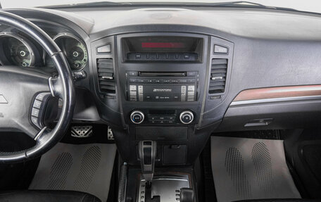 Mitsubishi Pajero IV, 2008 год, 1 929 000 рублей, 19 фотография