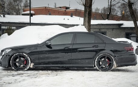 Mercedes-Benz E-Класс, 2014 год, 2 600 000 рублей, 4 фотография