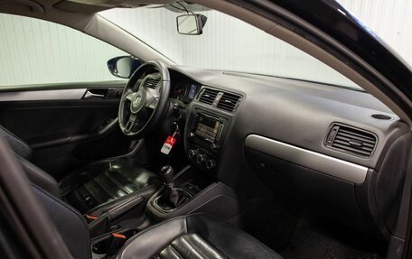 Volkswagen Jetta VI, 2013 год, 995 000 рублей, 19 фотография