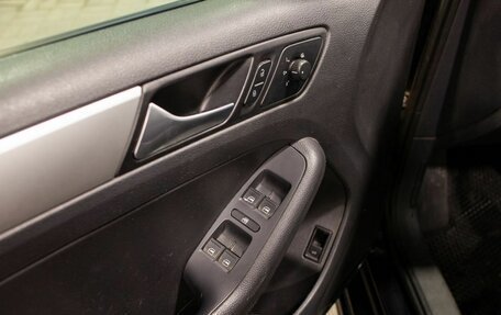 Volkswagen Jetta VI, 2013 год, 995 000 рублей, 34 фотография