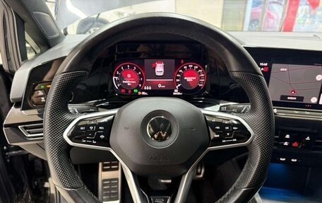 Volkswagen Golf VIII, 2022 год, 1 750 000 рублей, 10 фотография