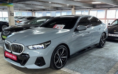 BMW 5 серия, 2025 год, 7 100 000 рублей, 1 фотография