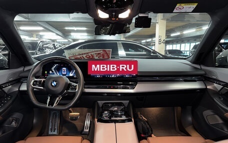 BMW 5 серия, 2025 год, 7 100 000 рублей, 5 фотография