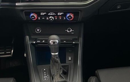 Audi Q3, 2023 год, 2 430 000 рублей, 12 фотография