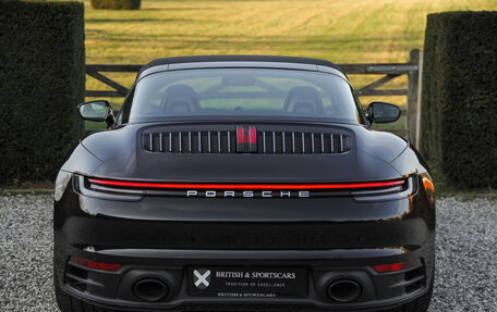 Porsche 911, 2023 год, 14 180 000 рублей, 5 фотография