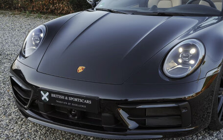 Porsche 911, 2023 год, 14 180 000 рублей, 9 фотография