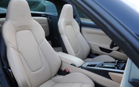 Porsche 911, 2023 год, 14 180 000 рублей, 19 фотография