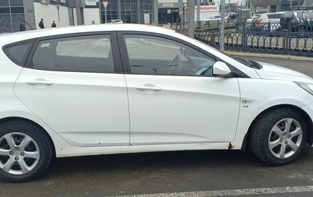 Hyundai Solaris II рестайлинг, 2012 год, 620 000 рублей, 7 фотография