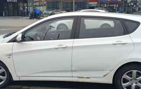 Hyundai Solaris II рестайлинг, 2012 год, 620 000 рублей, 6 фотография