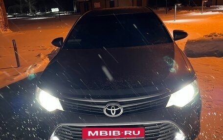 Toyota Camry, 2015 год, 2 350 000 рублей, 5 фотография