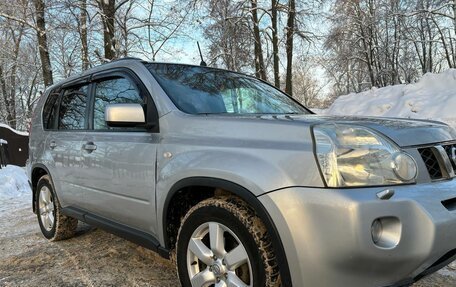 Nissan X-Trail, 2010 год, 890 000 рублей, 3 фотография