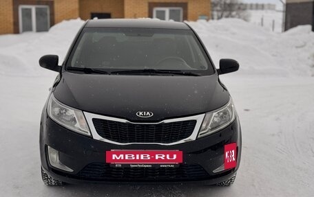KIA Rio III рестайлинг, 2013 год, 685 000 рублей, 2 фотография