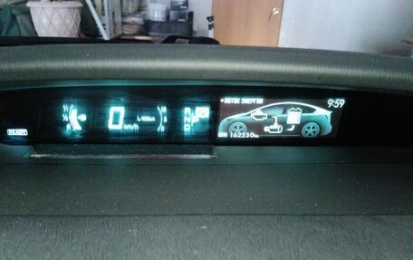 Toyota Prius, 2012 год, 1 590 000 рублей, 7 фотография