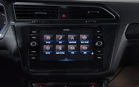 Volkswagen Tiguan II, 2023 год, 3 100 000 рублей, 12 фотография