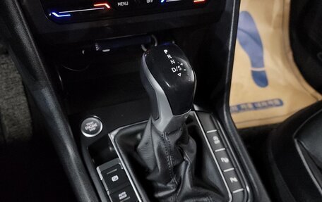 Volkswagen Tiguan II, 2023 год, 3 100 000 рублей, 13 фотография