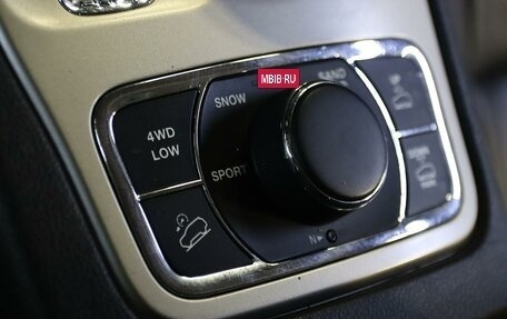 Jeep Grand Cherokee, 2012 год, 1 499 000 рублей, 15 фотография