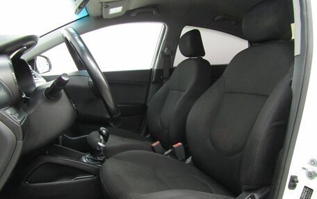 KIA Rio III рестайлинг, 2016 год, 900 000 рублей, 12 фотография