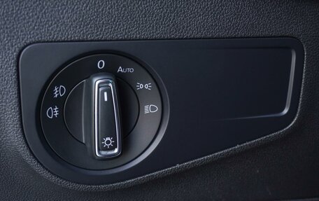 Volkswagen Tiguan II, 2020 год, 2 373 000 рублей, 26 фотография