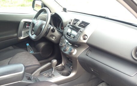 Toyota RAV4, 2010 год, 807 000 рублей, 8 фотография