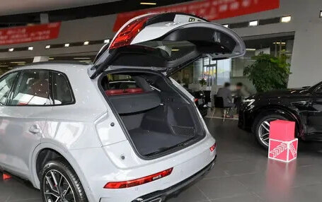 Audi Q5, 2025 год, 4 900 000 рублей, 7 фотография