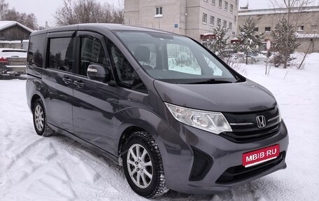 Honda Stepwgn IV, 2015 год, 1 550 000 рублей, 1 фотография