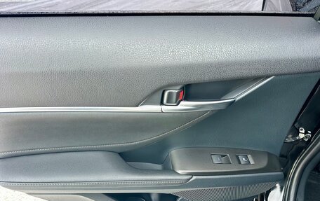 Toyota Camry, 2021 год, 2 630 000 рублей, 10 фотография