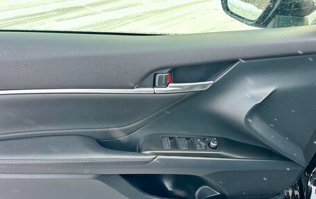 Toyota Camry, 2021 год, 2 630 000 рублей, 11 фотография