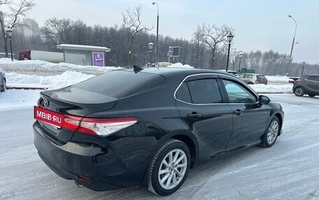 Toyota Camry, 2021 год, 2 630 000 рублей, 3 фотография