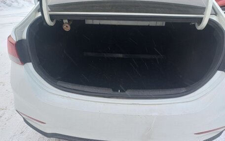 Hyundai Solaris II рестайлинг, 2019 год, 855 000 рублей, 14 фотография