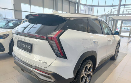 Geely Atlas, 2024 год, 2 990 000 рублей, 5 фотография