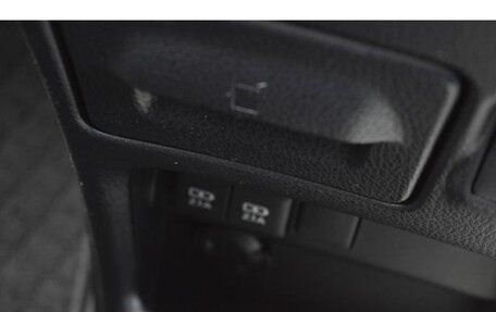 Toyota Noah III, 2017 год, 2 110 000 рублей, 12 фотография