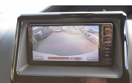 Toyota Noah III, 2017 год, 2 110 000 рублей, 26 фотография