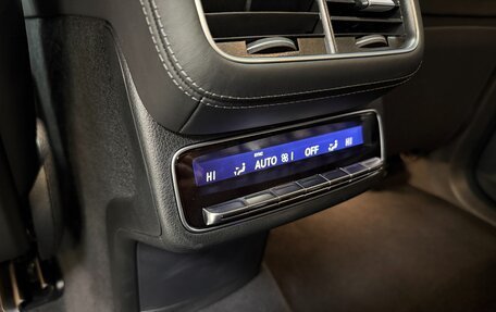 Mercedes-Benz GLS, 2026 год, 18 999 000 рублей, 24 фотография