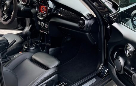 MINI Hatch, 2018 год, 2 700 000 рублей, 5 фотография