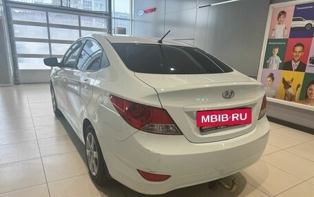 Hyundai Solaris II рестайлинг, 2012 год, 499 000 рублей, 4 фотография
