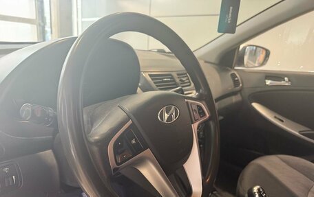 Hyundai Solaris II рестайлинг, 2012 год, 499 000 рублей, 18 фотография