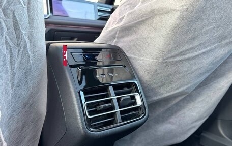 Volkswagen Tiguan, 2026 год, 4 750 000 рублей, 15 фотография