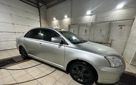 Toyota Avensis III рестайлинг, 2004 год, 630 000 рублей, 15 фотография