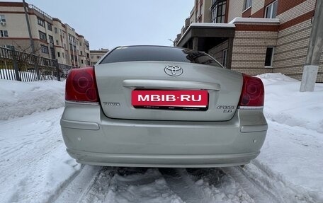 Toyota Avensis III рестайлинг, 2004 год, 630 000 рублей, 3 фотография