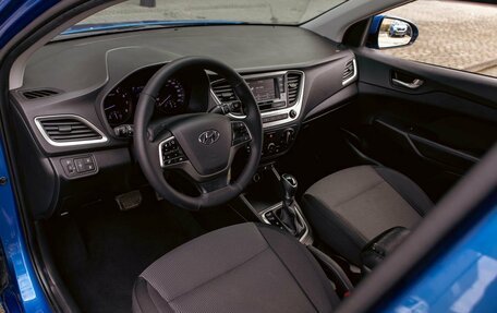 Hyundai Solaris II рестайлинг, 2017 год, 1 295 000 рублей, 13 фотография