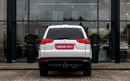 Mitsubishi Pajero Sport II рестайлинг, 2013 год, 1 595 000 рублей, 5 фотография