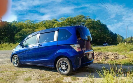 Honda Freed I, 2012 год, 780 000 рублей, 2 фотография