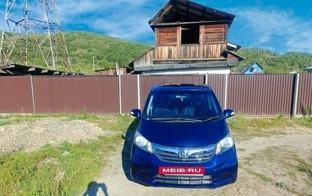 Honda Freed I, 2012 год, 780 000 рублей, 4 фотография