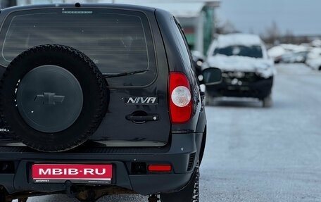 Chevrolet Niva I рестайлинг, 2017 год, 799 000 рублей, 9 фотография